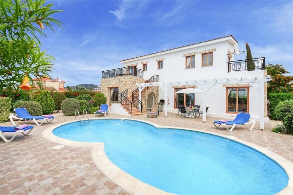 Argaka Beachfront Villa Pafos Exterior foto